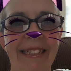 Meet your Posher, Carol